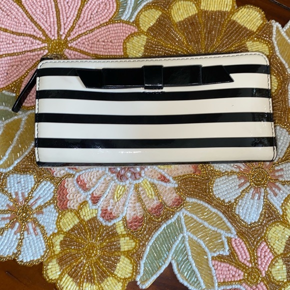 Kate Spade Striped Wallet - Picture 7 of 9